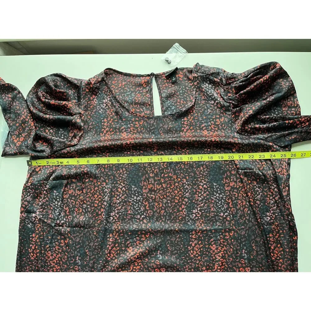 torrid Black and Burgundy Puff-Sleeve Animal Print Blouse - Picture 10 of 11